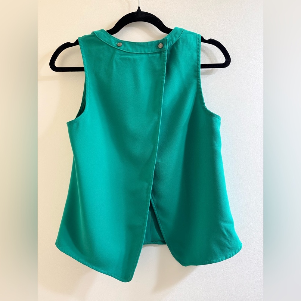 Trina Turk Vibrant Green Tank Top with open slit back. Size S - Picture 2 of 5